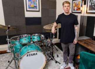 Rod Stewart’s Touring Drummer Opens Recording Studio in Scotland news-10102024-234907