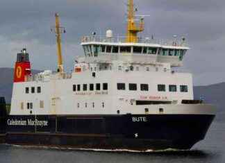 Islanders Express Frustration Over Hike in Ferry Fares news-15102024-192857