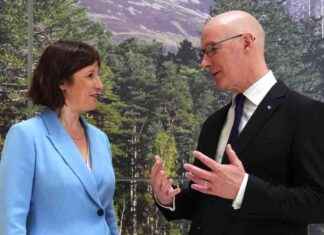 Revamp Fiscal Rules for UK to Compete Globally, Urges John Swinney news-21102024-075553