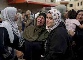 Israeli Strike on Gaza School Shelter Kills 17, Palestinian Officials Say news-24102024-202204