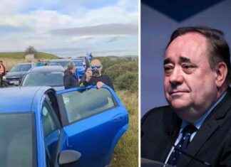 Honoring Alex Salmond: Convoy Organized for Book of Condolences Signing news-25102024-022251