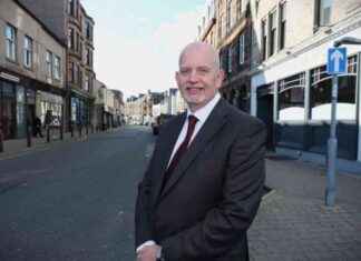 Scottish Labour candidate wins tight by-election against SNP news-08112024-151516