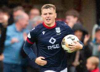 Ronan Hale’s Goal-Scoring Success Celebrated by Legendary Grandfather in Ross County – SEO-friendly Title news-09112024-031758