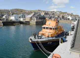 Specialist Officers Deployed to Aid in Search for Missing Scallop Diver in Orkney news-02122024-155742