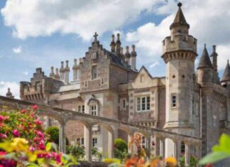 challenges-at-sir-walter-scotts-historic-home-job-losses-declining-visitors