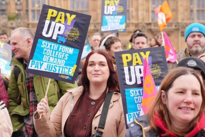 scottish-city-teachers-overwhelmingly-vote-for-strike-action