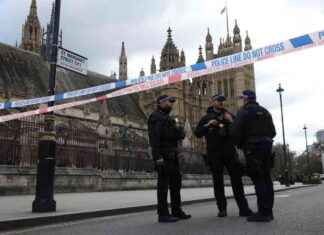 Westminster Streets Locked Down Due to Suspicious Package westminster-streets-locked-down-due-to-suspicious-package