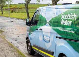 Burst Pipe Causes Water Shortage and Road Closure at Kintrae Brae burst-pipe-causes-water-shortage-and-road-closure-at-kintrae-brae