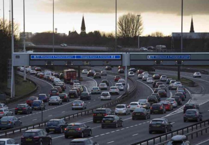m8-roadworks-cause-road-closures-motorists-beware