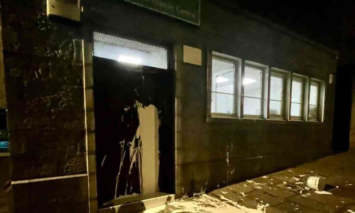 teen-arrested-for-throwing-stone-at-aberdeen-mosque
