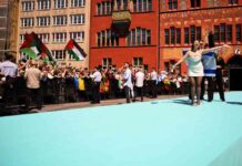 pro-palestine-activists-protest-srael-at-eurovision-opening-ceremony