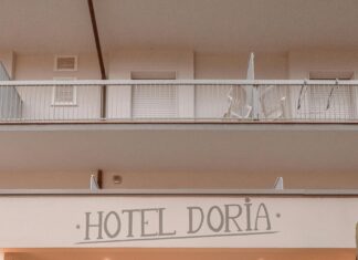 Holiday Inn Aberdeen: Discover Comfort and Luxury Awaiting You