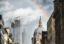 Rainbow Taxi Aberdeen: Discover the Ultimate Travel Experience!